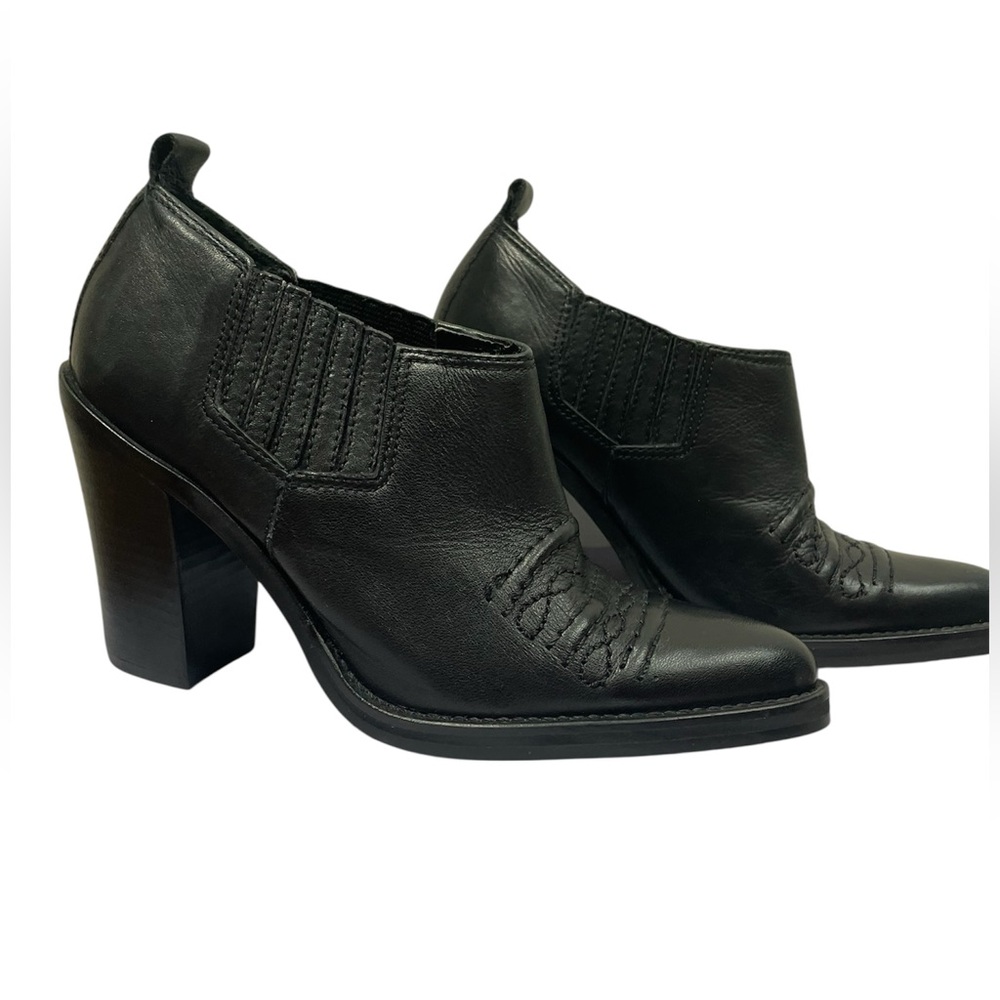 Zodiac Western Heeled Ankle Booties 6 Black Chelsea Slip-On Pointed Chunky 90s